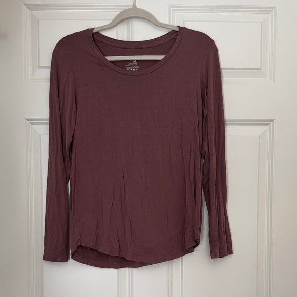 Kindred Bravely Long Sleeve Maternity and Nursing Top - Picture 1 of 3